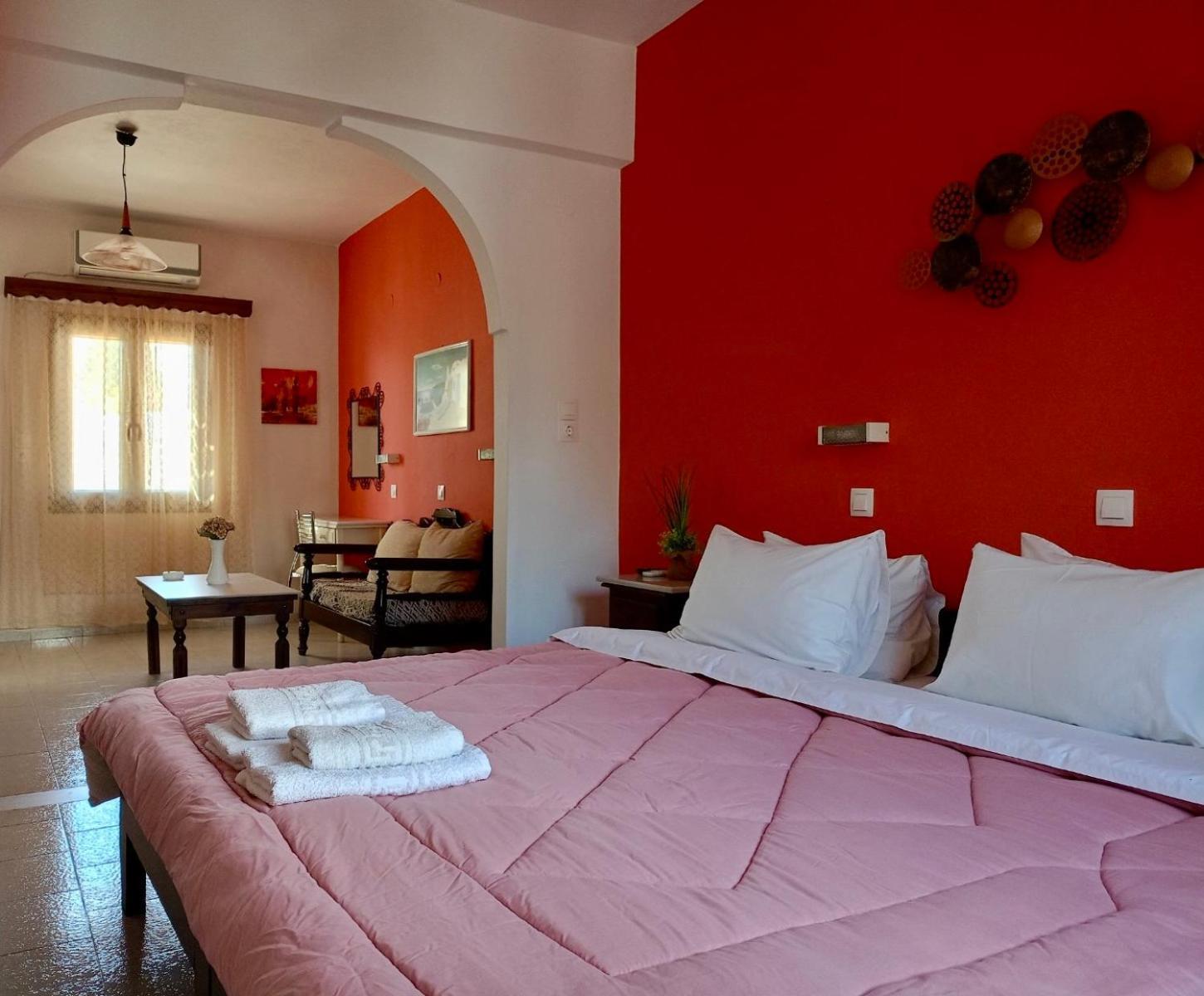 Pansion Zaharoula Hotell Fira  Exteriör bild